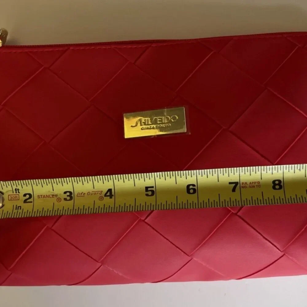 Shiseido Ginza Tokyo Waterproof PVC Cosmetic Makeup‎ Bag Red Quilted Women's Bag